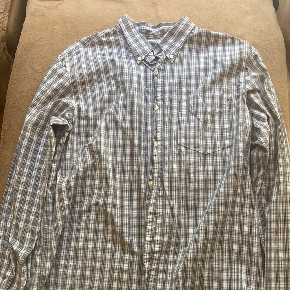 Eddie Bauer Blue and White Casual Button Down Shirt